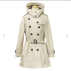 Burberry Cream Hooded Double-Breasted Trench Coat